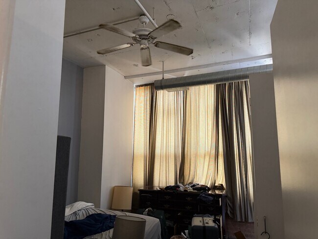 Foto del edificio - 130 S Canal St