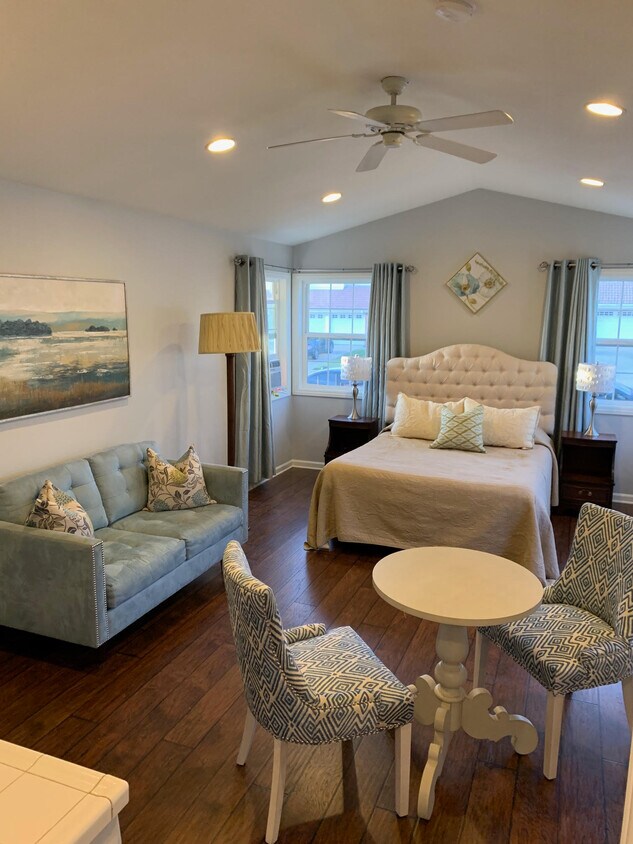 Foto del edificio - Day Lily Duplex