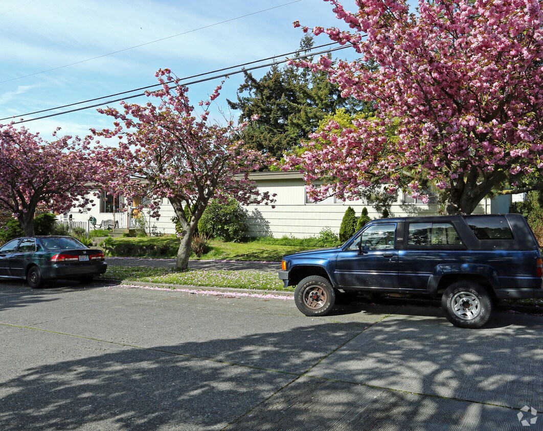 Building Photo - 2201 NW 62nd St
