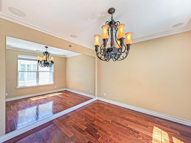 Foto del edificio - 1618 Quiet Trail Dr