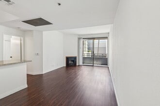 Building Photo - Kenmore Towers