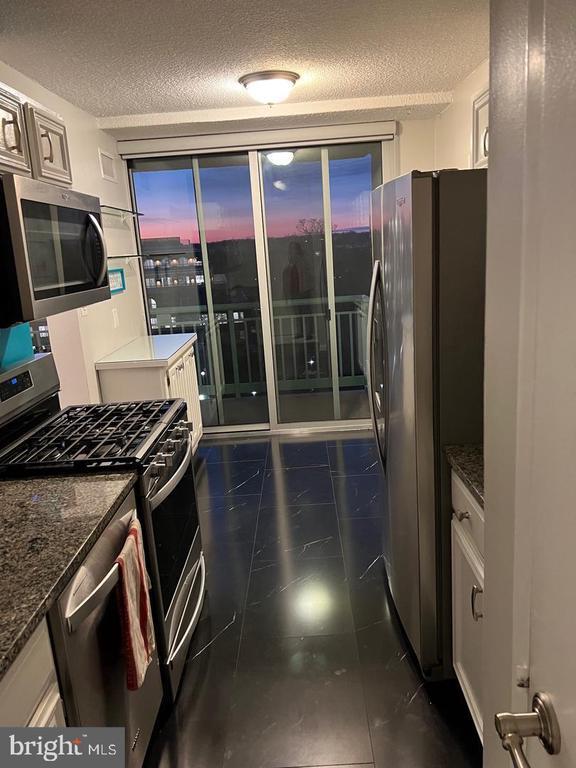 Foto del edificio - 501 Slaters Ln