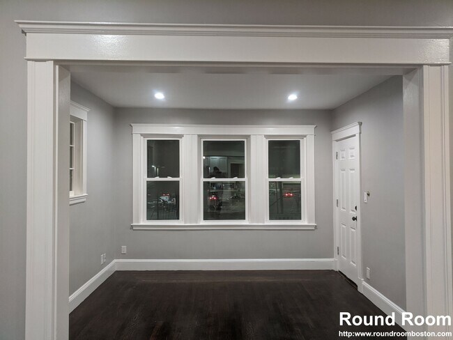 Building Photo - 50 Spring St