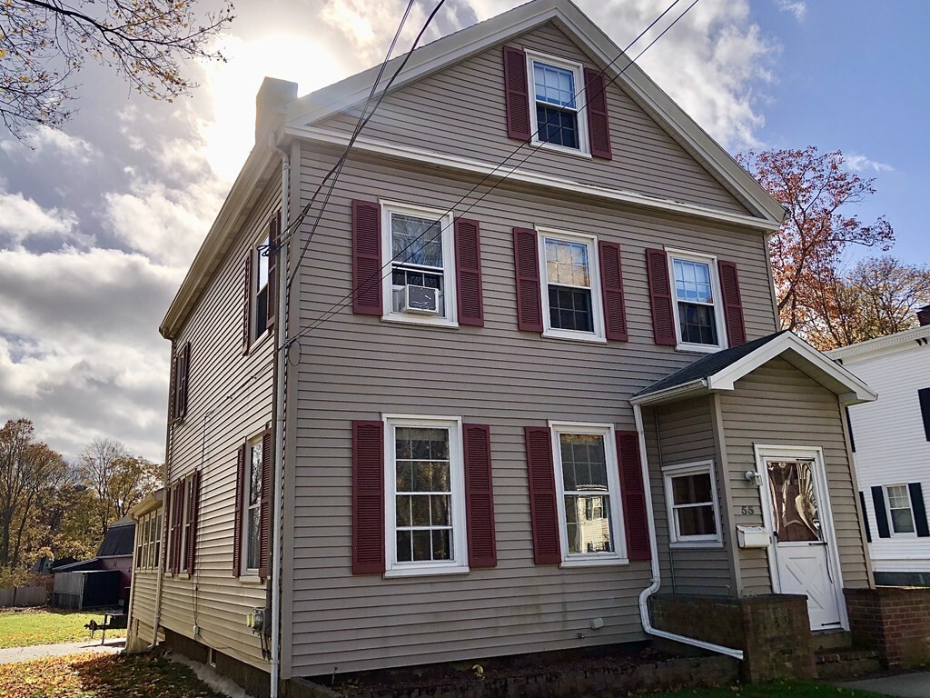 55 Salem St Unit 1, Reading, MA 01867 Room for Rent in Reading, MA