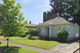 Building Photo - 3935 NE 74th Ave