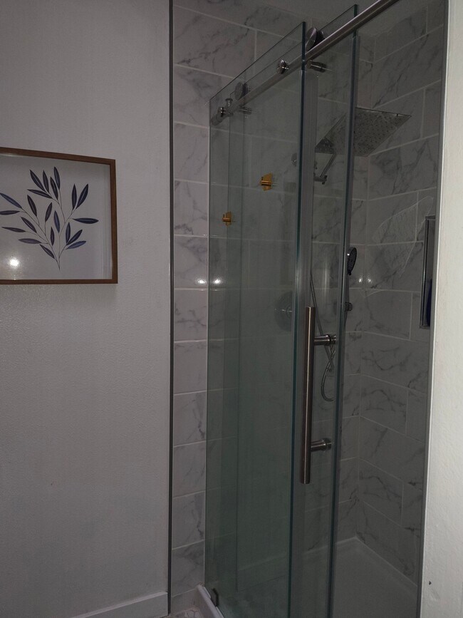 Foto del edificio - 21708 Lake Vista Dr