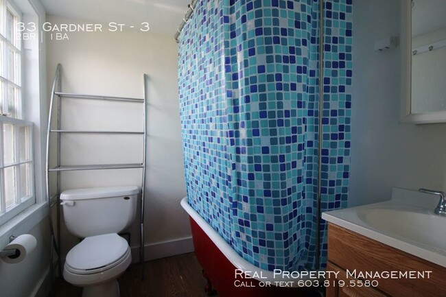 Building Photo - Charming 2 BD apartment in great location!