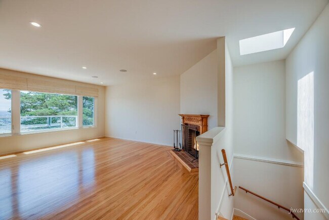 Foto del edificio - 172 Burlwood Dr