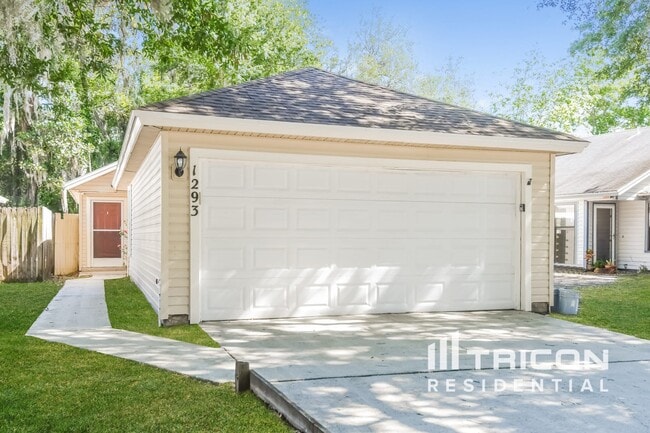Building Photo - 1293 Munson Cove Dr