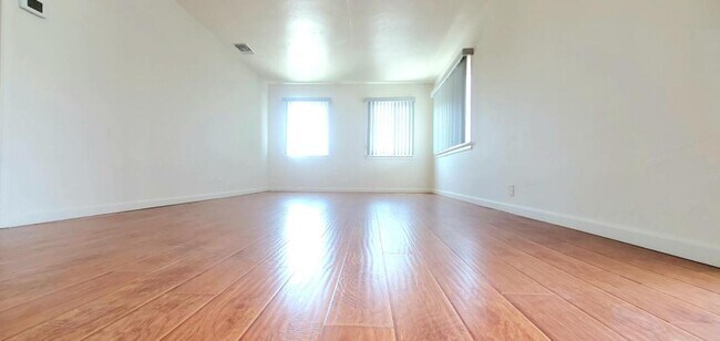 Foto del edificio - 8422 Wells St