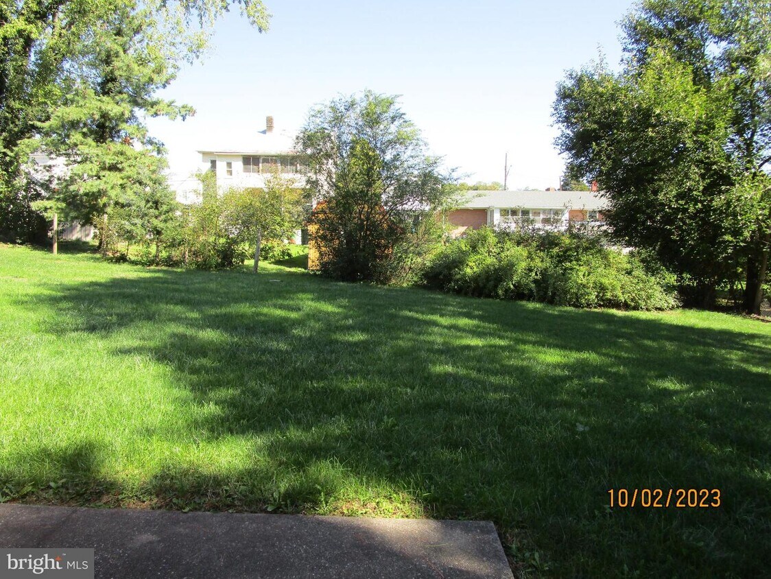 434 Orchard St, Strasburg, VA 22657 House Rental in Strasburg, VA