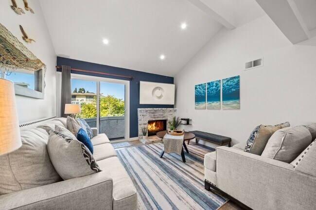 Building Photo - 5146 Dorado Dr