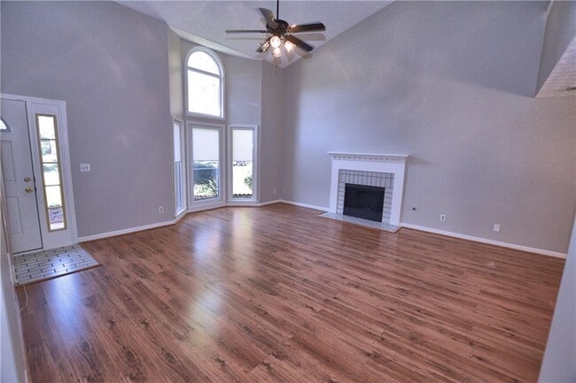 Building Photo - 4840 Jones Bridge Pl Dr
