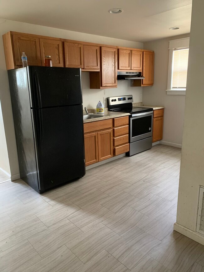 Building Photo - 614 Washington Ave