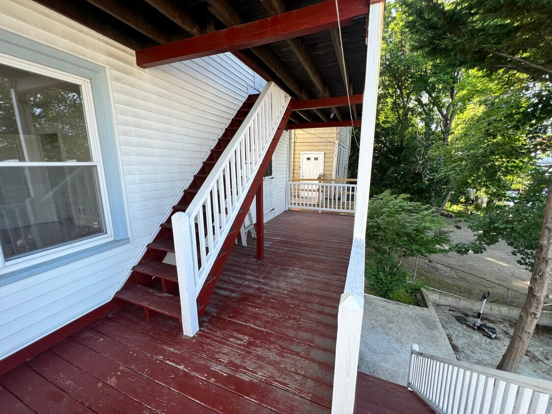 Primary Photo - 204 Neponset Ave
