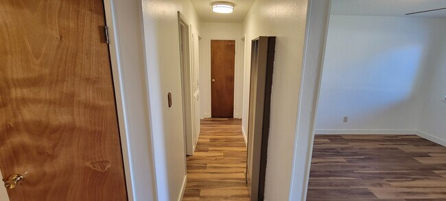 Foto del edificio - 2881 Acacia Way
