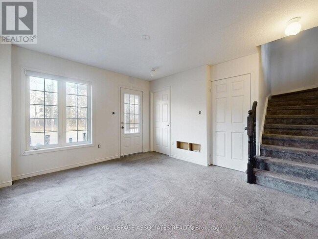 Building Photo - 806 Audley Rd