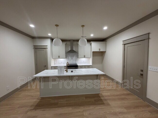 Foto del edificio - 2035 Grace Johns Cir