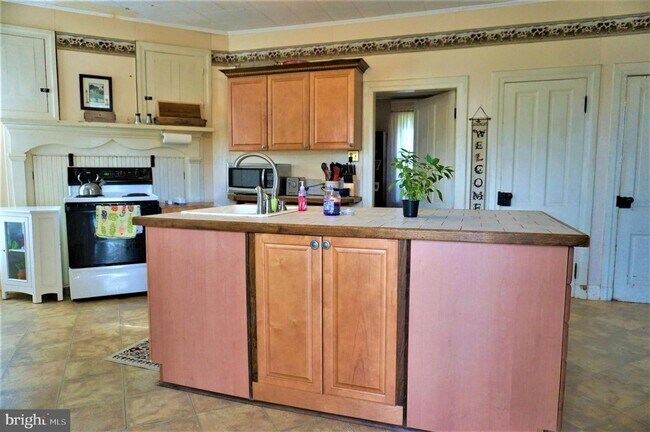 Foto del edificio - 1009 Muddy Creek Forks Rd