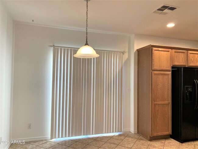 Building Photo - 41359 N Globe Ct