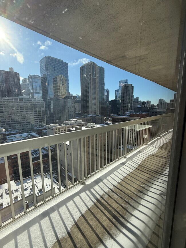 Foto del edificio - 509 N Dearborn St