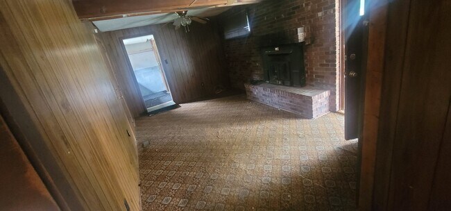 Building Photo - 2017 New Wilkinson Ave