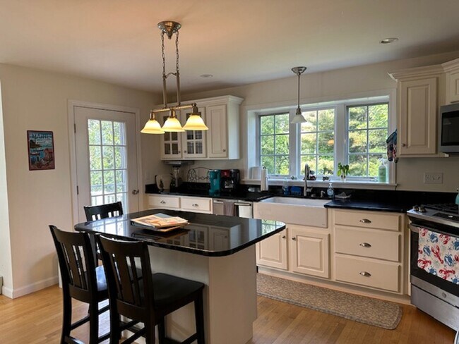 Foto del edificio - 2030 Harpswell Islands Rd