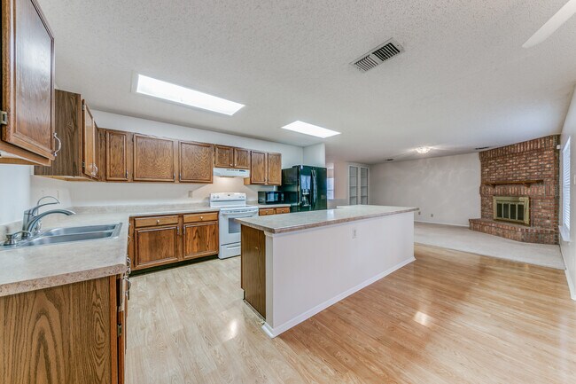 Foto del edificio - 16407 Encanto Pass