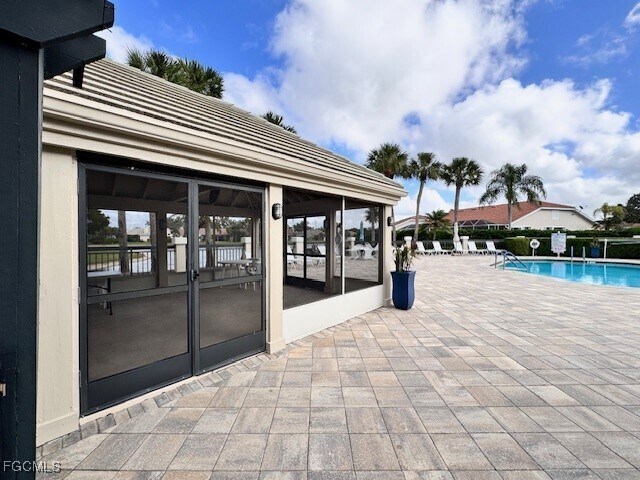Building Photo - 12870 Devonshire Lakes Cir