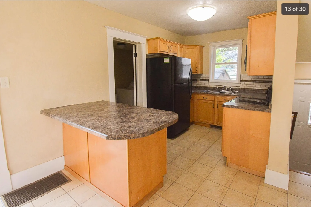 Primary Photo - 625 6th Ave SE