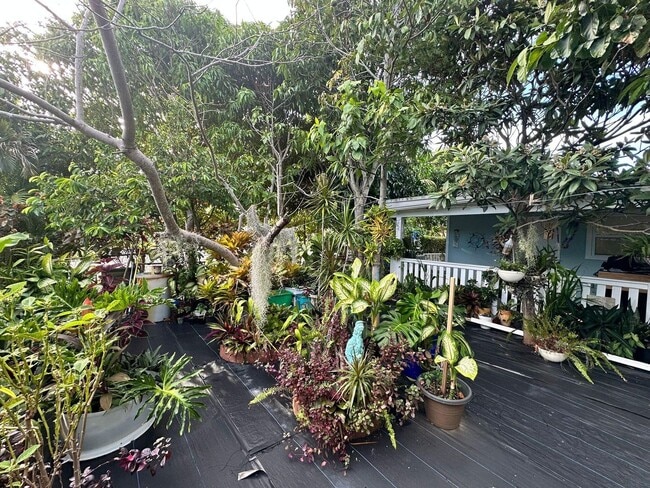 Photo - 104 NE 16th Ave House