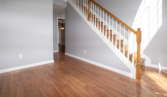 Foto del edificio - 8315 Adams Run Rd