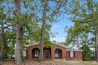 Building Photo - 2536 Hanover St