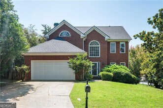 Building Photo - 105 Celia Ct