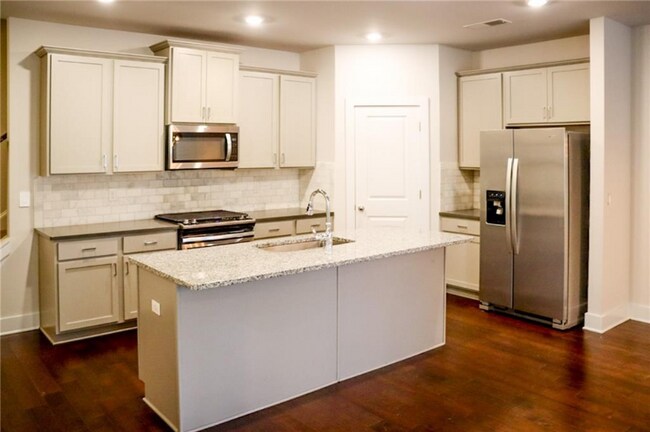 Foto del edificio - 1317 Heights Park Dr