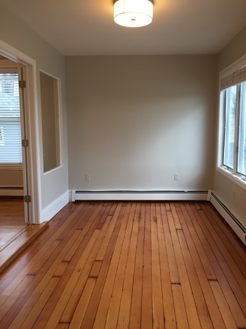 Building Photo - 114 Lothrop St