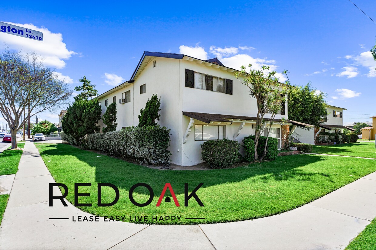 Foto principal - 12605 Kensington Ln