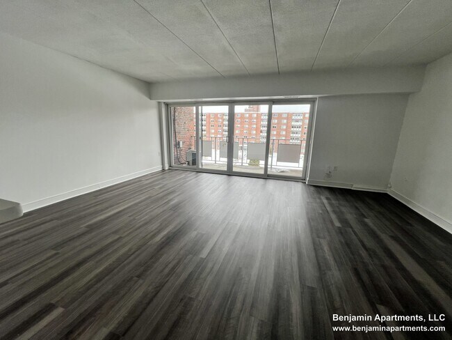 Foto del edificio - 49 Hill Rd