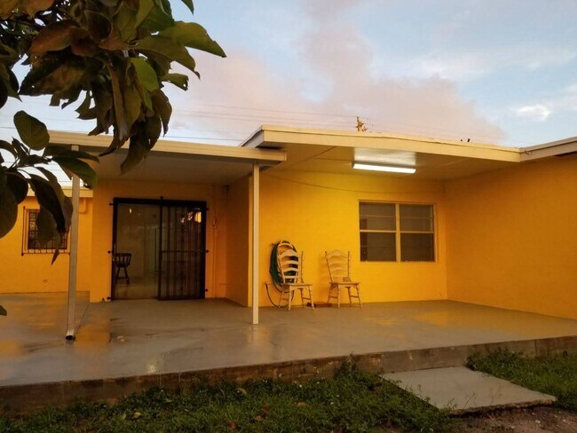 Foto del edificio - 6464 W 12th Ave