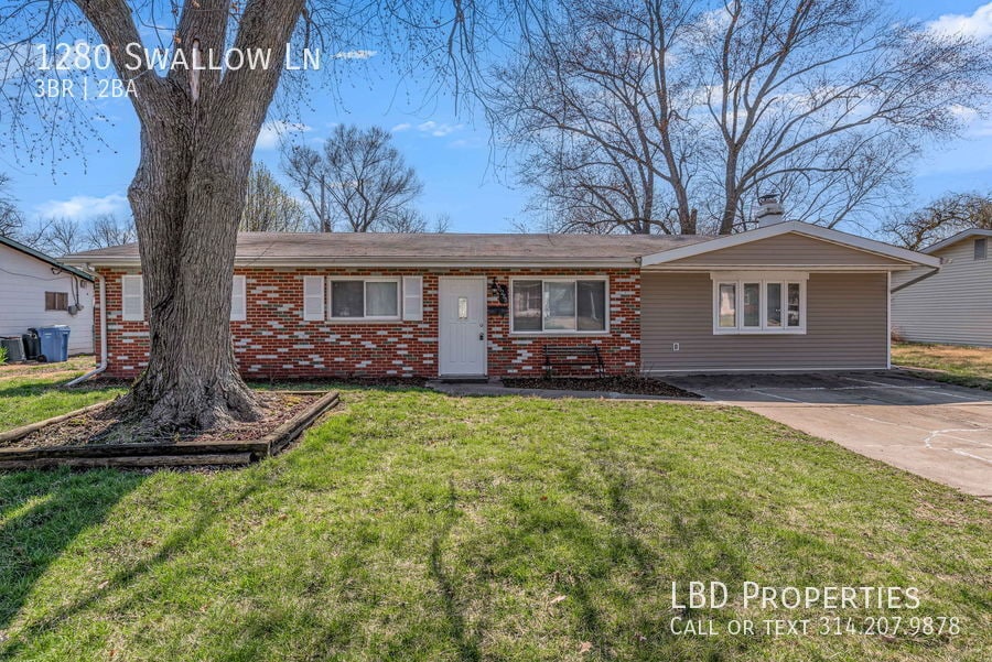 1280 Swallow Ln, Florissant, MO 63031 House for Rent in Florissant, MO