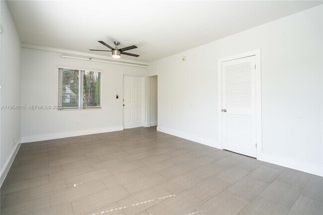 Foto del edificio - 8300 Abbott Ave