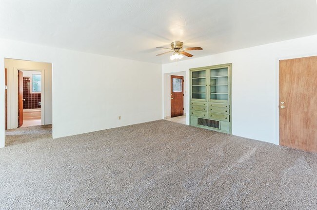 Building Photo - 1213 Gordon Ave