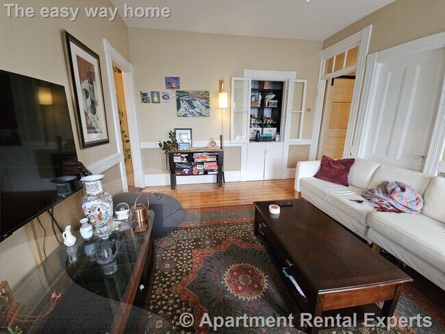 Photo - 24 Linden Ave Apartment