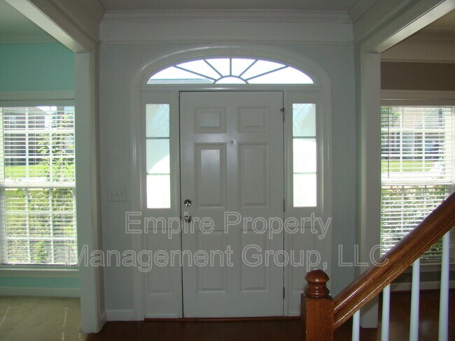 Foto del edificio - 1193 Landon Pl Dr