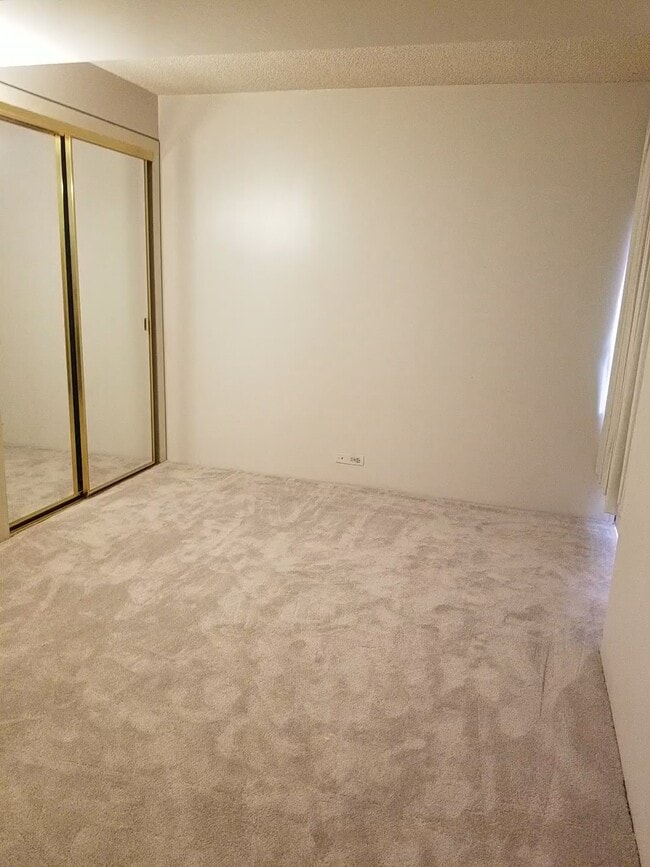 Building Photo - 431 Nahua St