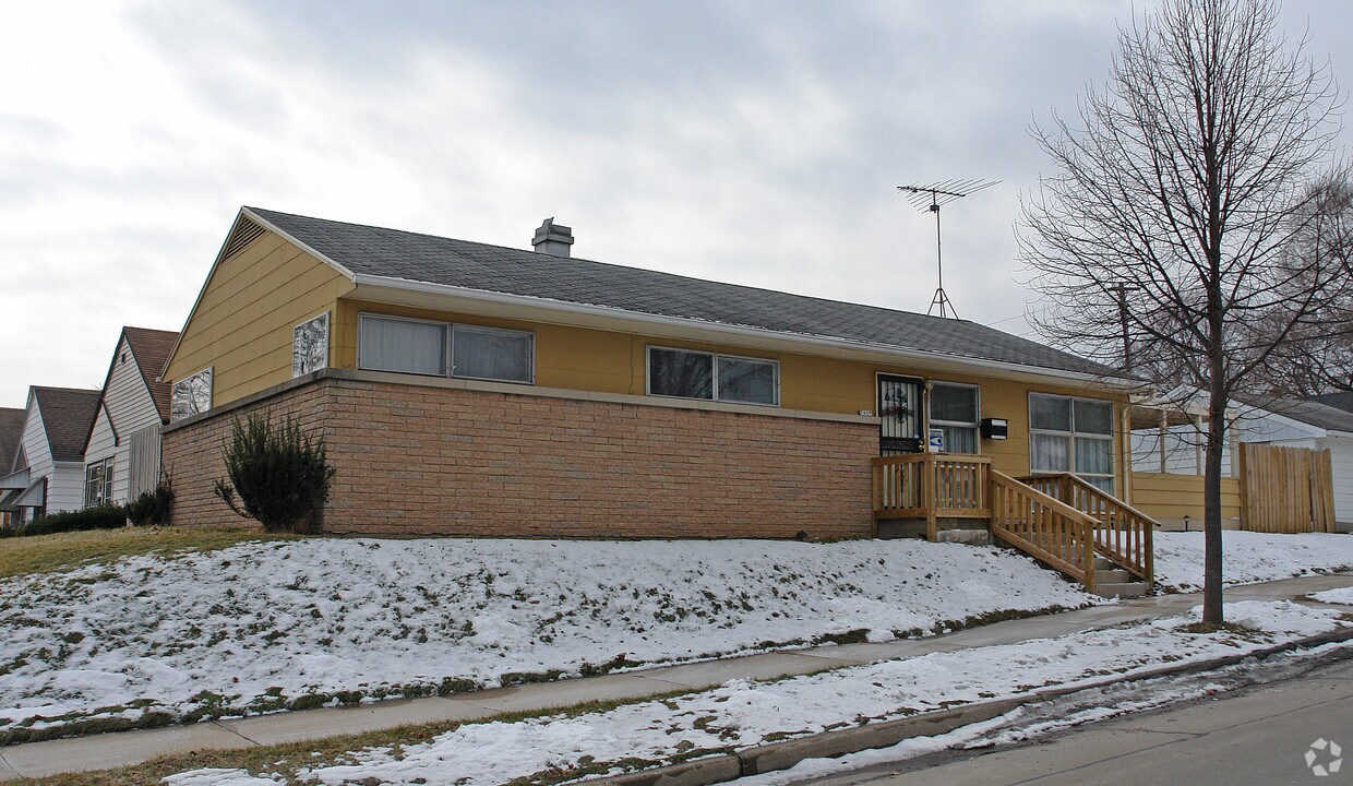 Foto principal - 7705 N 74th St