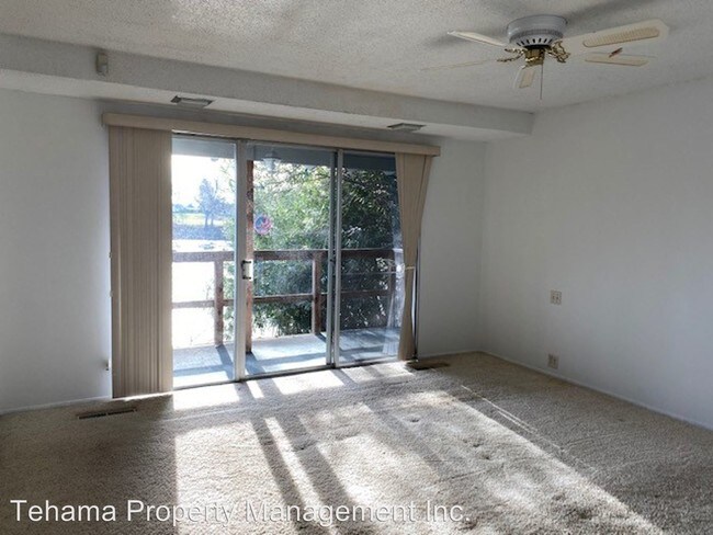 Foto del edificio - 3 br, 2 bath House - 22327 Adobe Rd.