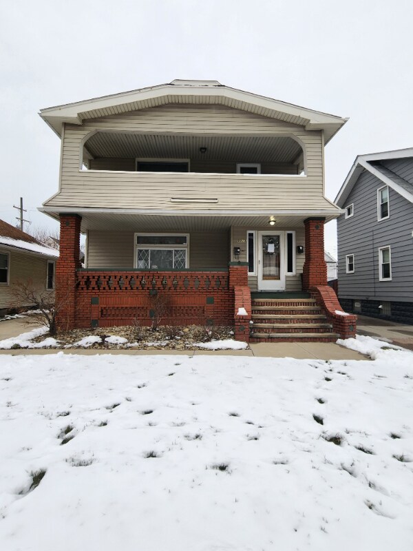 Primary Photo - 9913 Greenview Ave