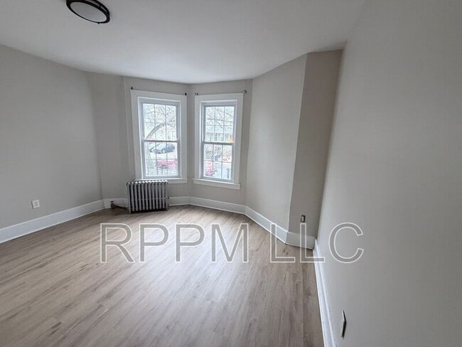 Foto del edificio - 106 N 16th St