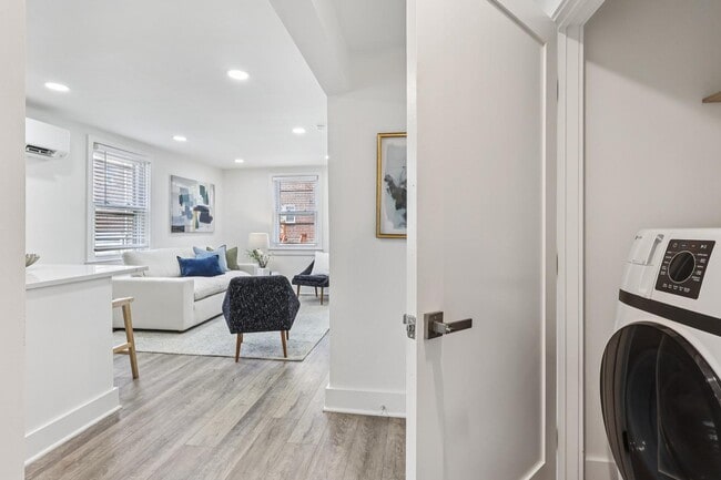 Photo - 2331 Haverford Rd Apartment